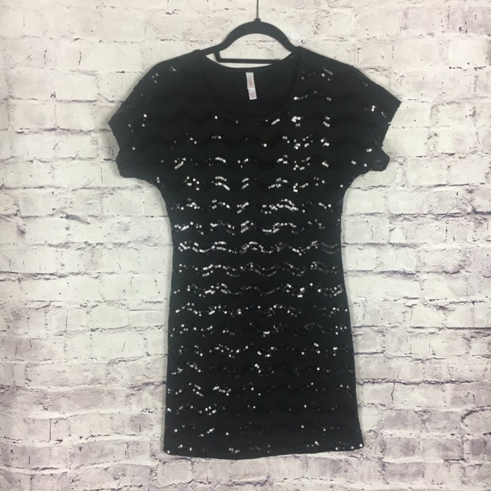 Sequence Casual Black Tee Dress - Picture 5 of 6